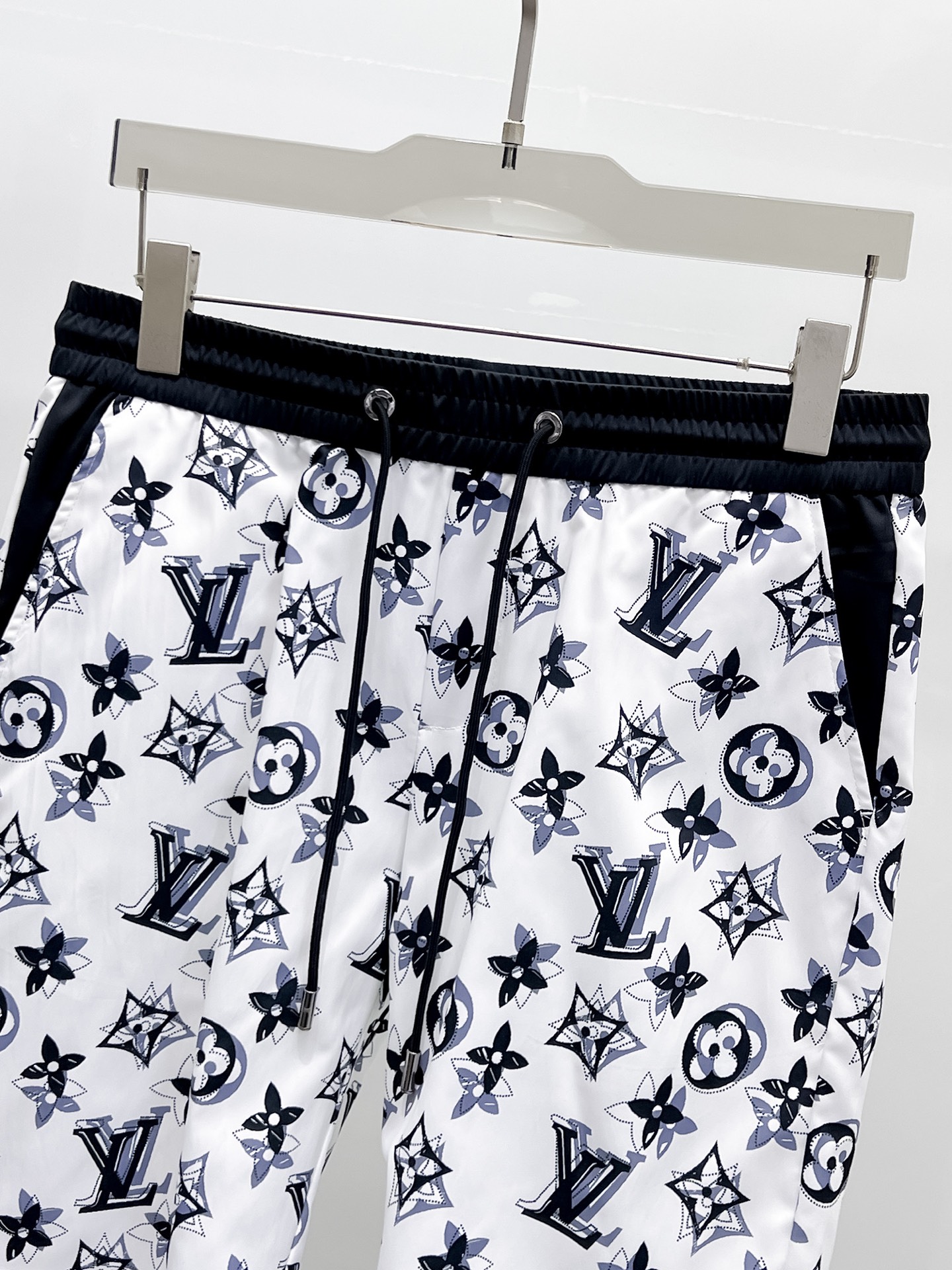 shorts Man