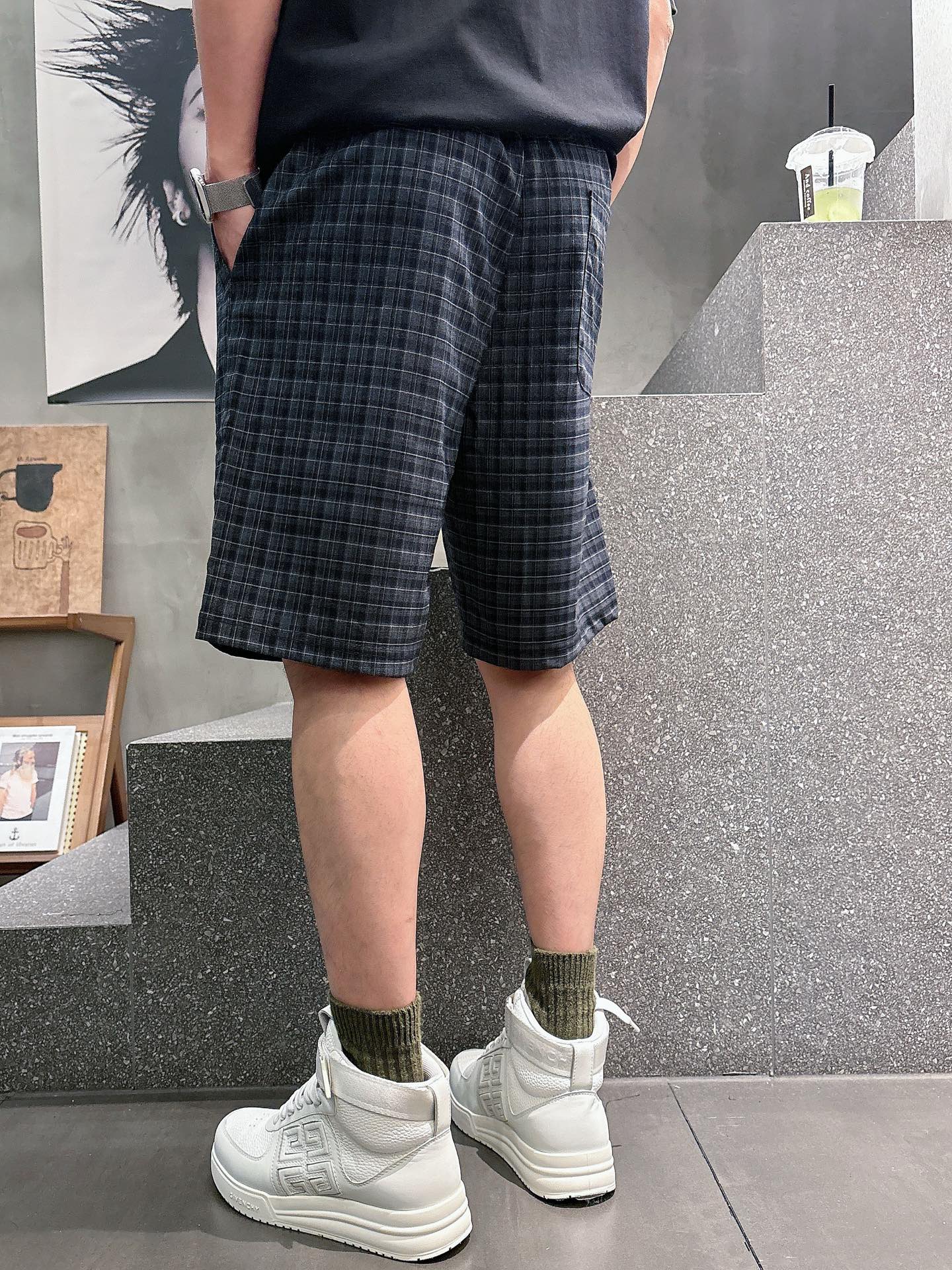 shorts Man