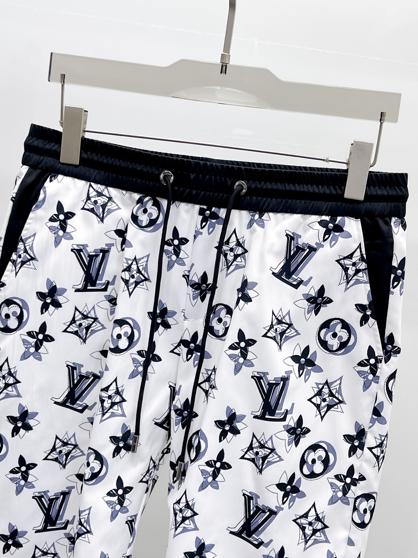 shorts Man