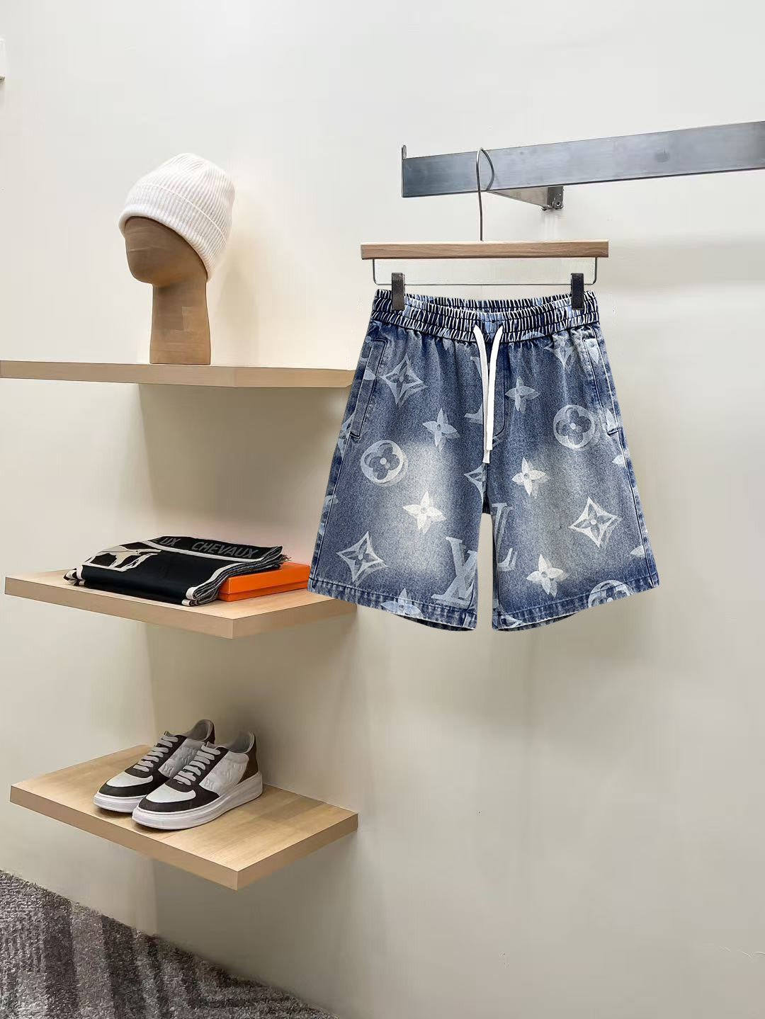 shorts Man