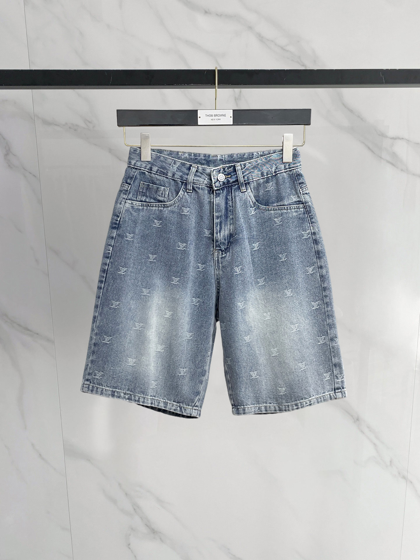 shorts Man