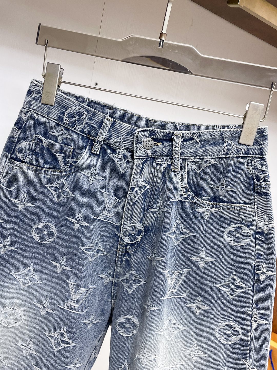 shorts Man
