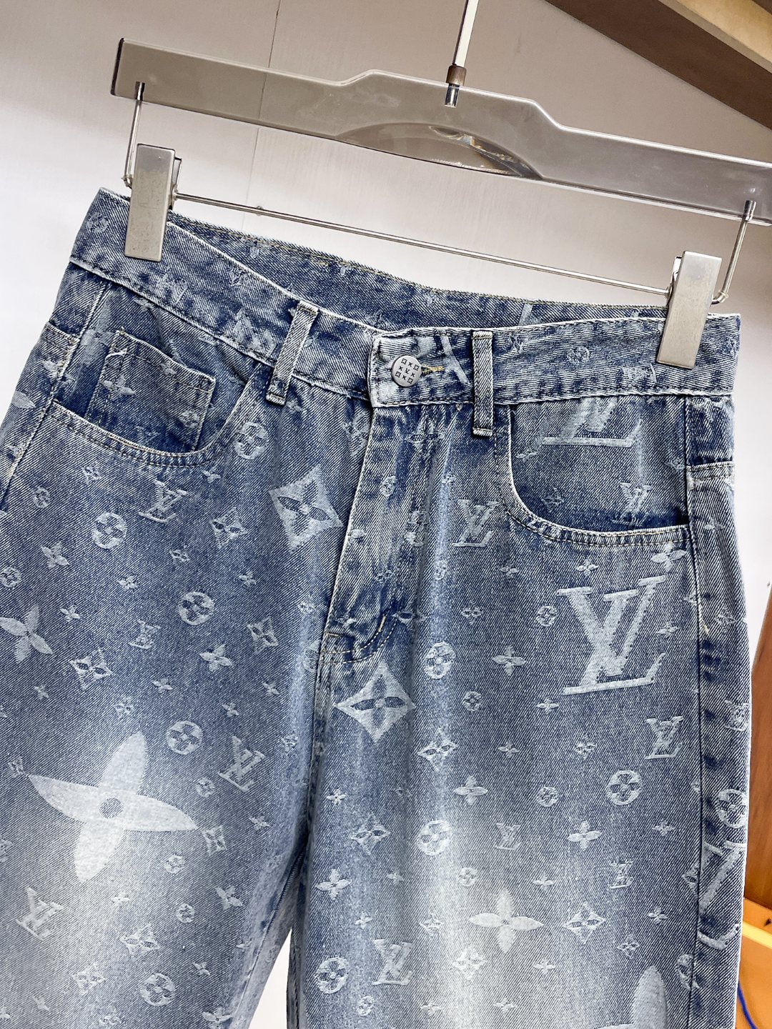 shorts Man