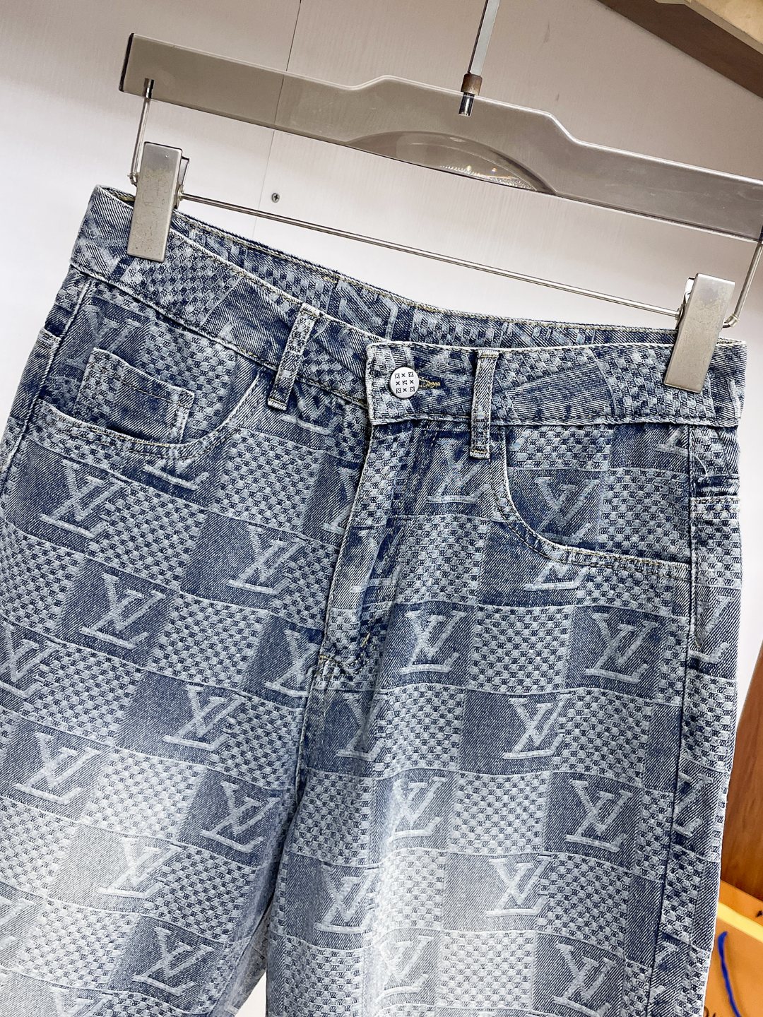 shorts Man