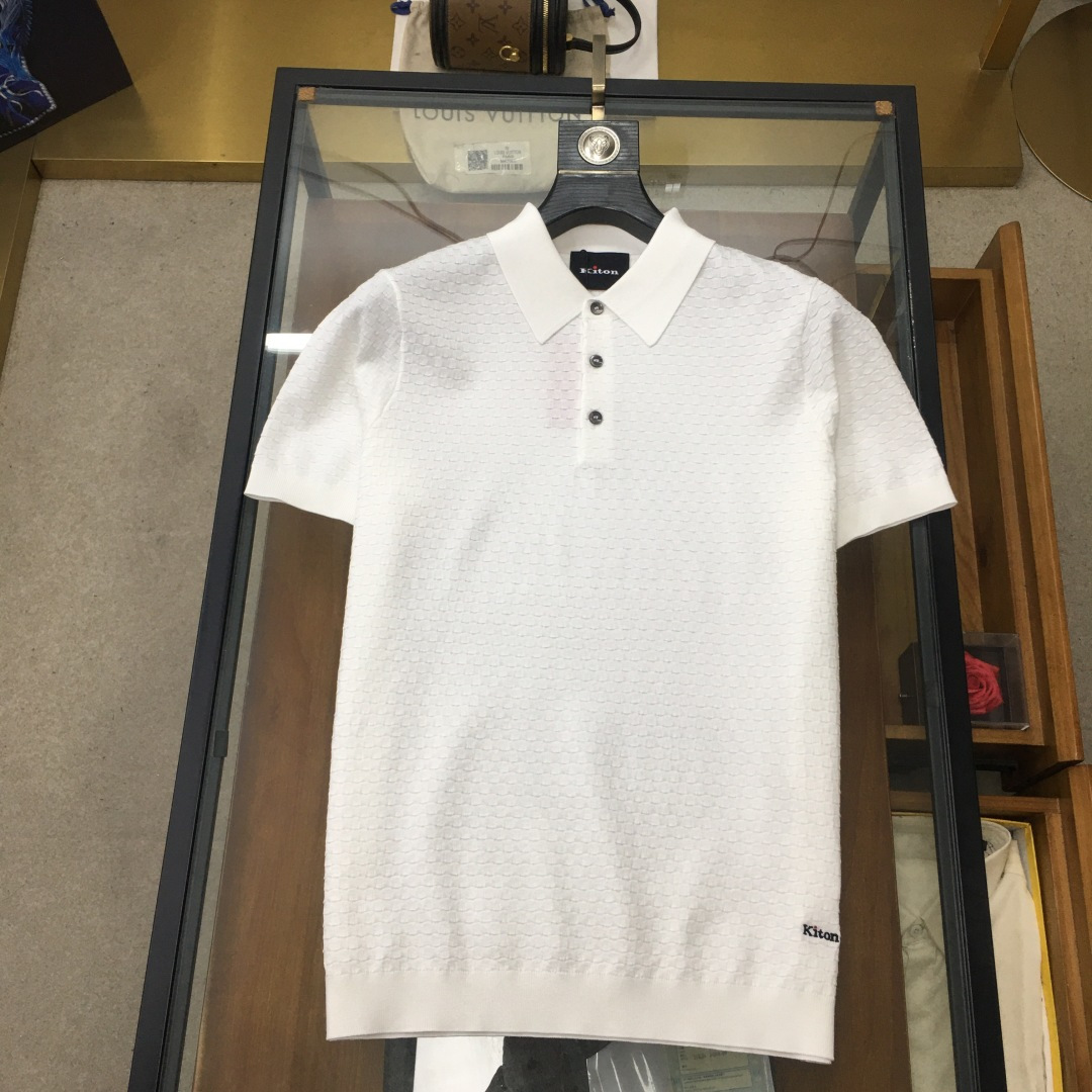 short sleeves