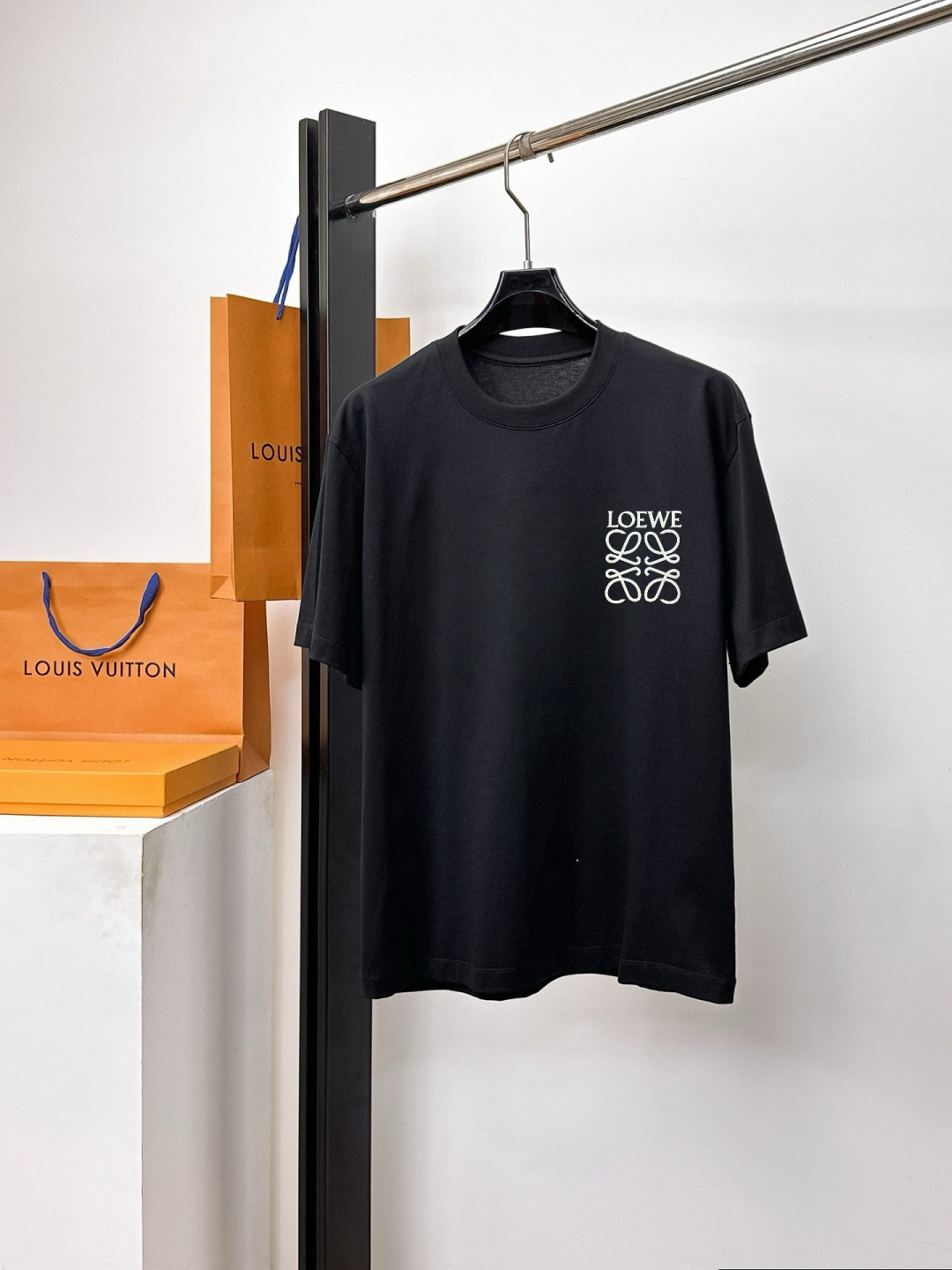 short sleeves