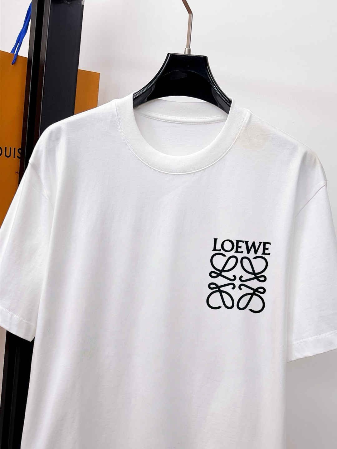 short sleeves