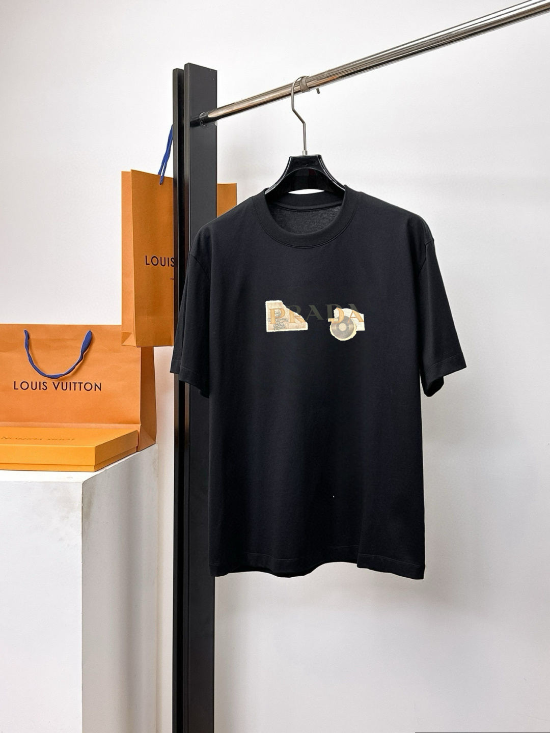 short sleeves