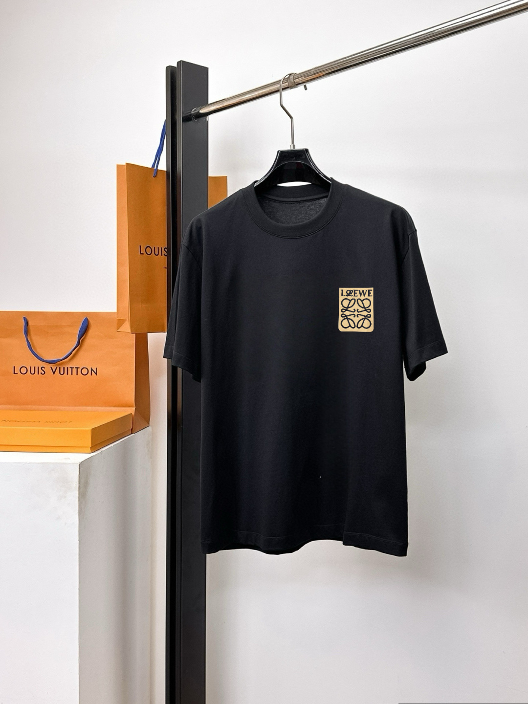 short sleeves