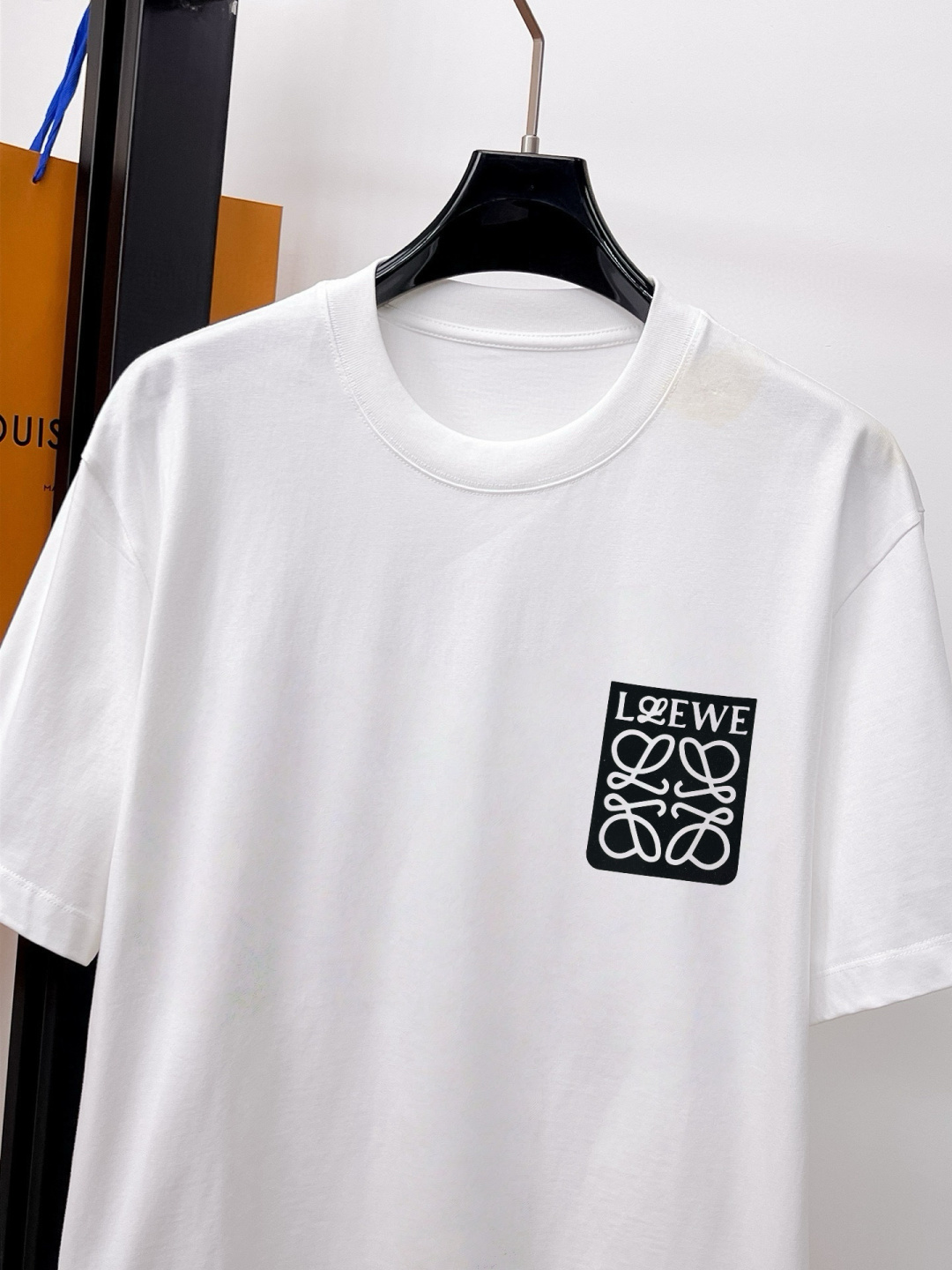 short sleeves