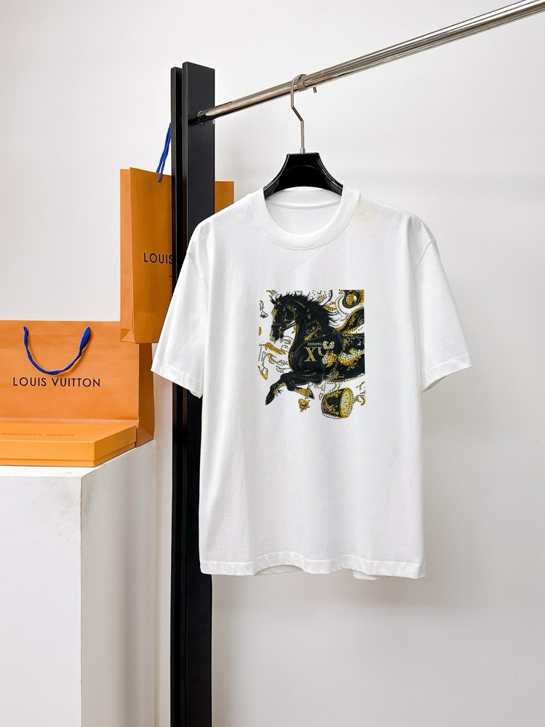 short sleeves