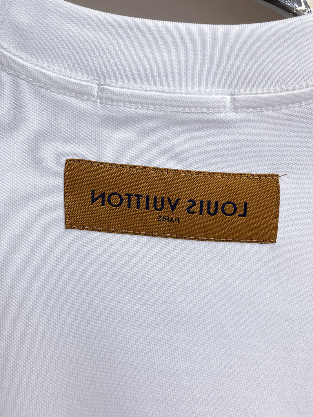 short sleeves