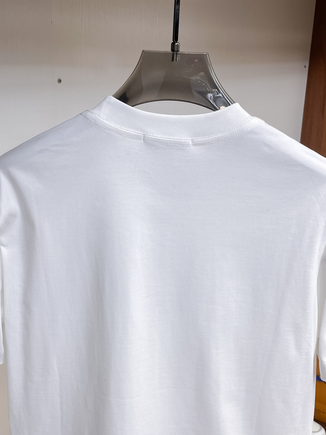 short sleeves