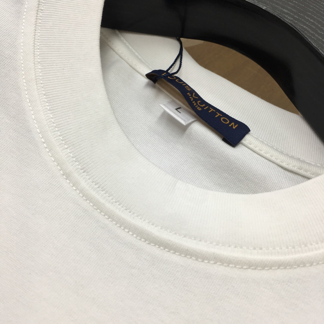 short sleeves