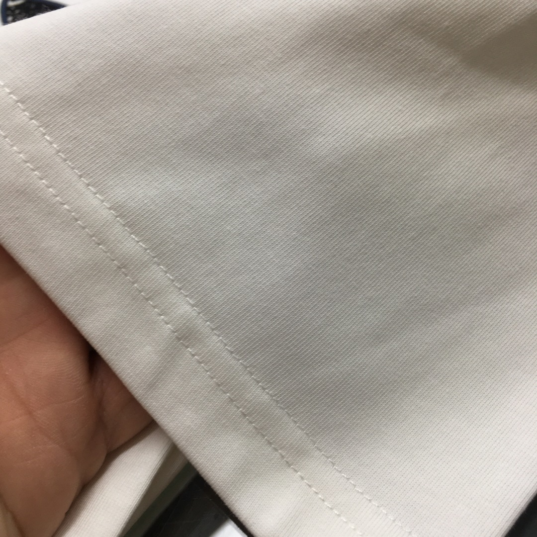 short sleeves