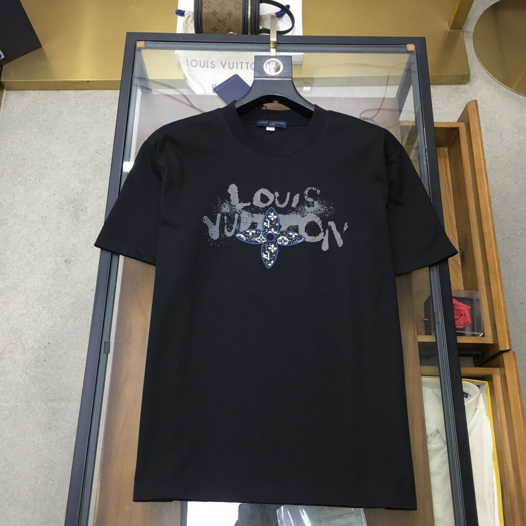 short sleeves
