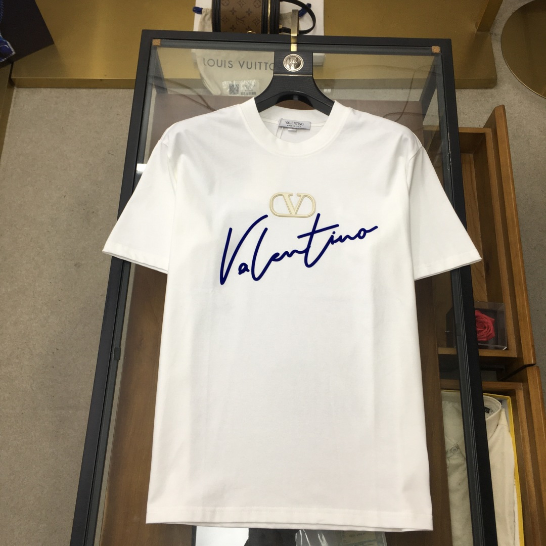 short sleeves