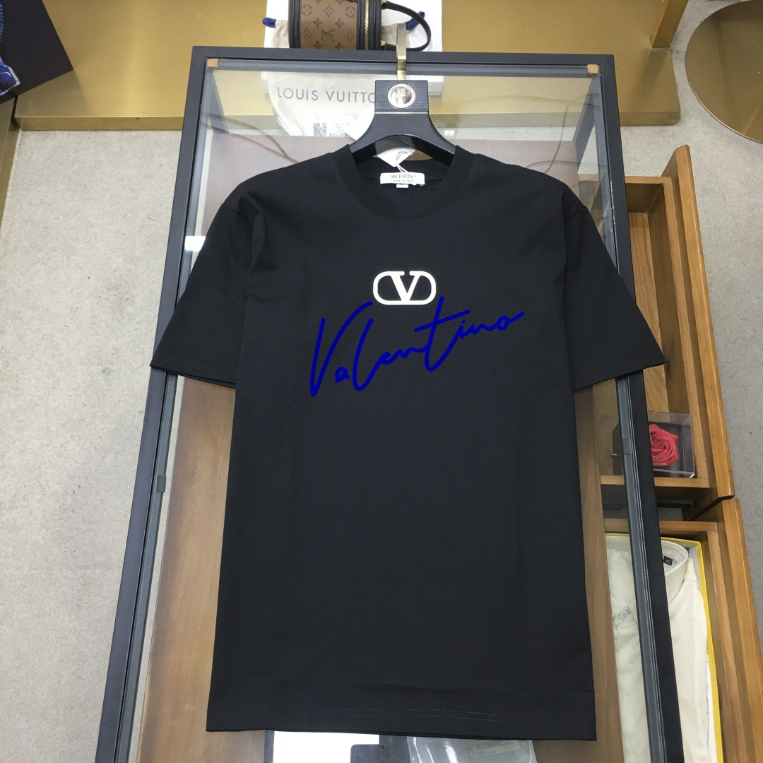 short sleeves