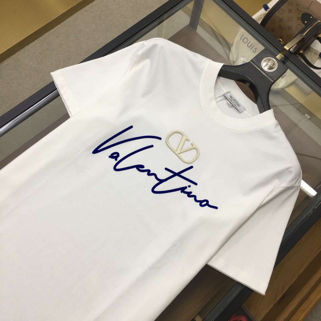 short sleeves