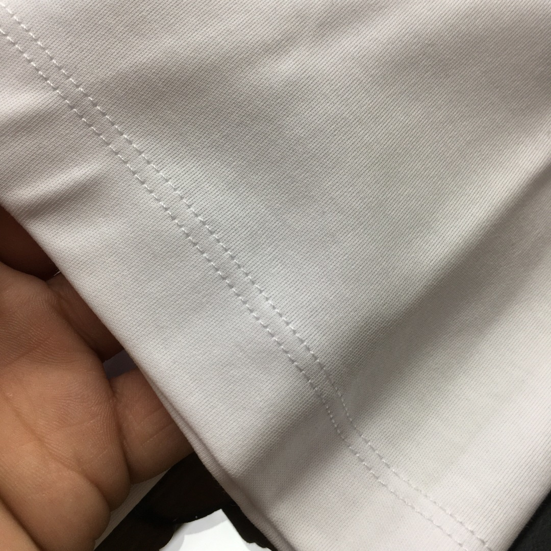 short sleeves