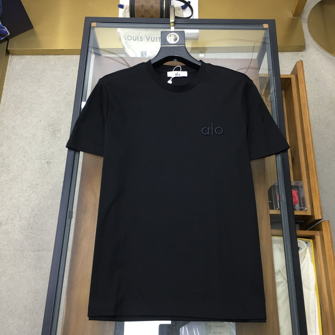 short sleeves