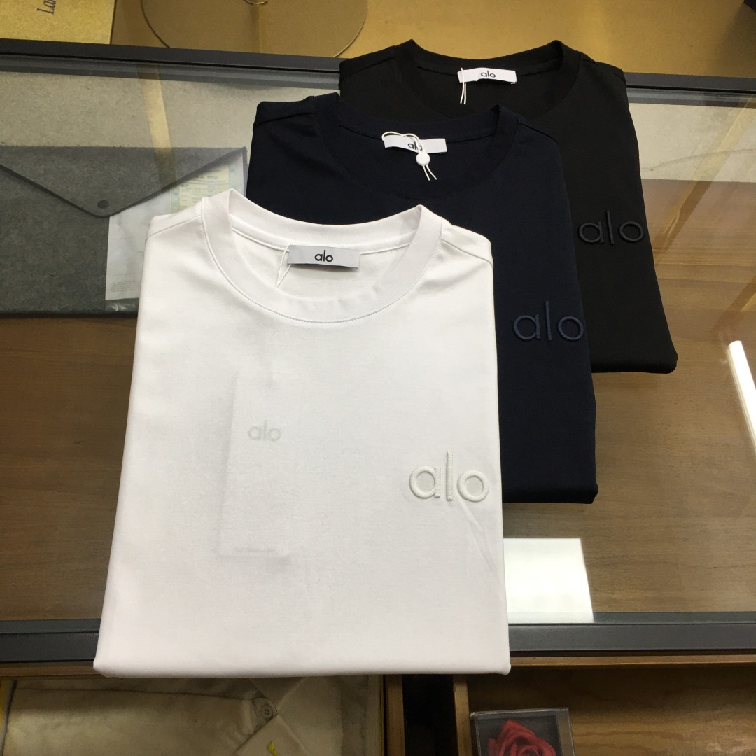short sleeves
