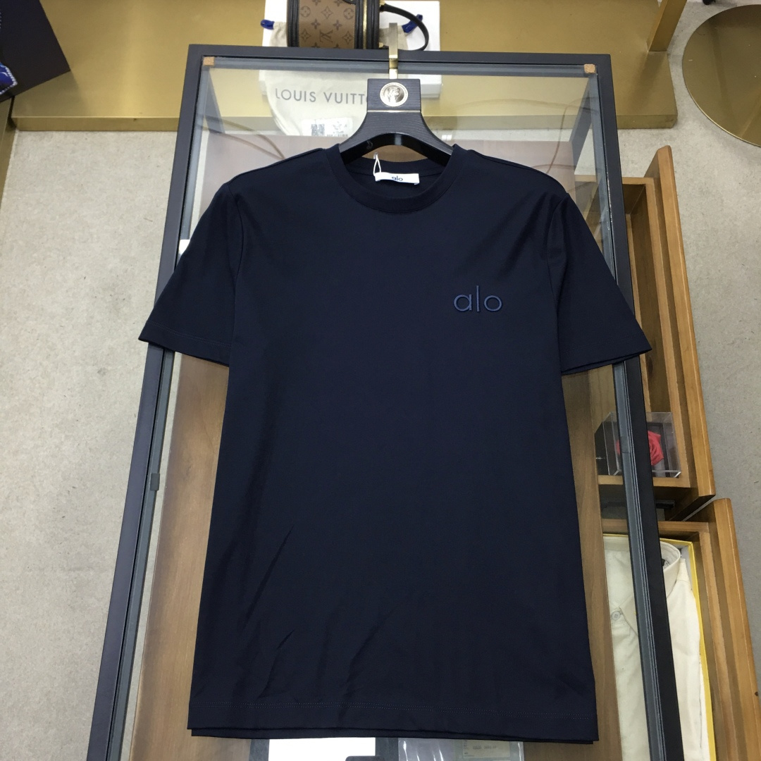 short sleeves