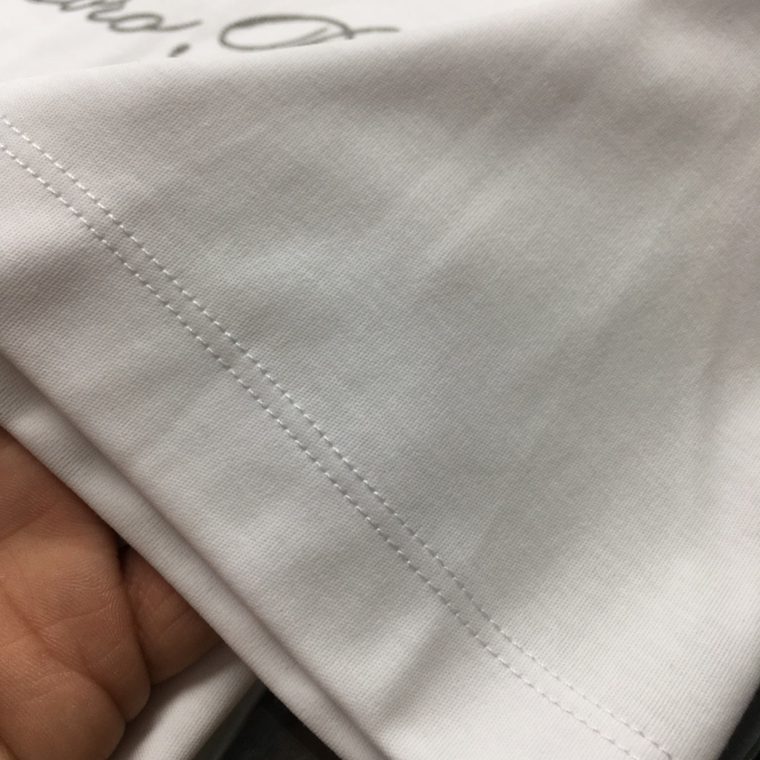 short sleeves
