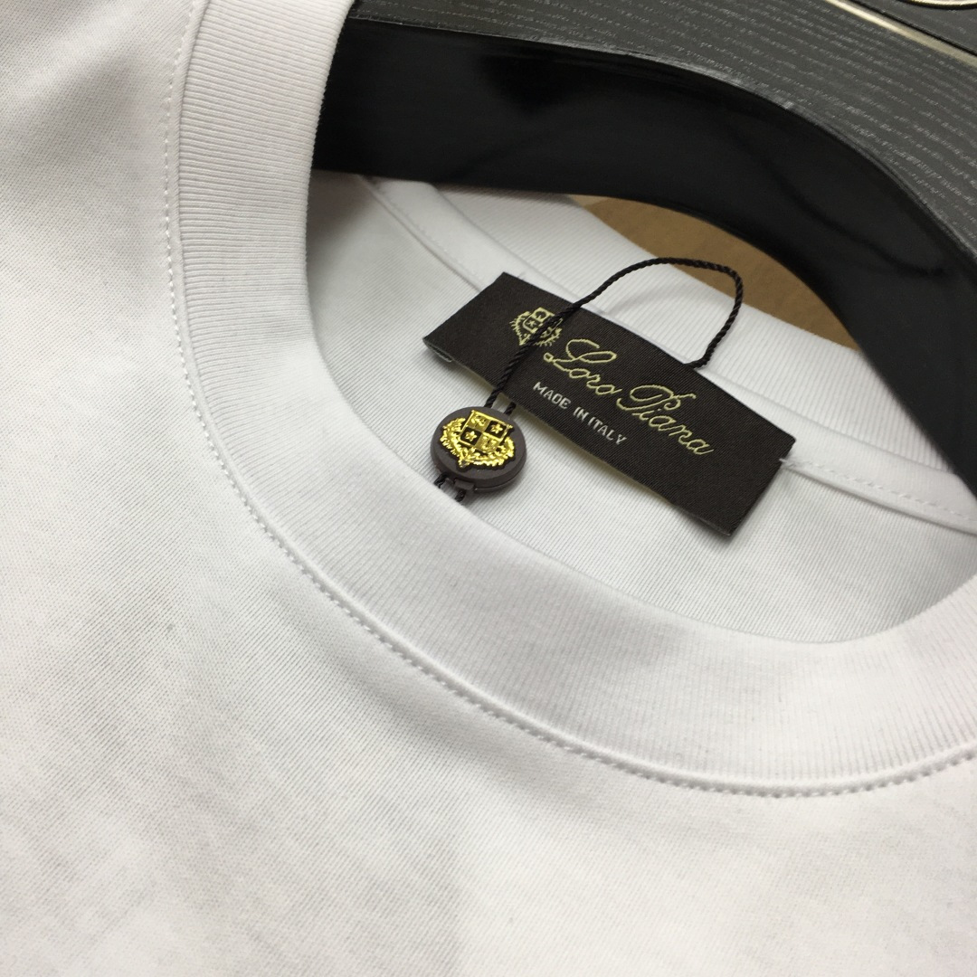 short sleeves