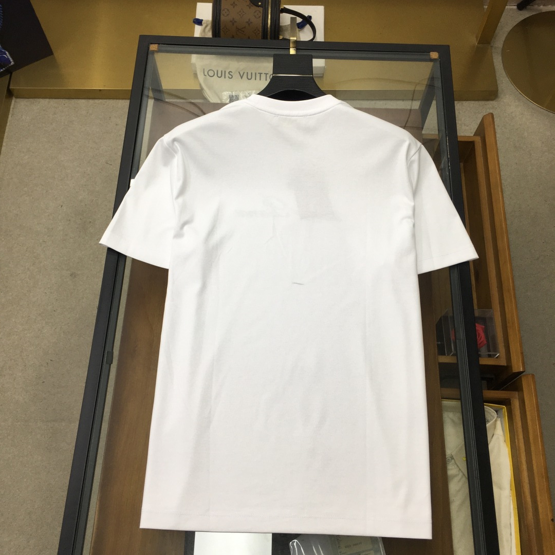 short sleeves