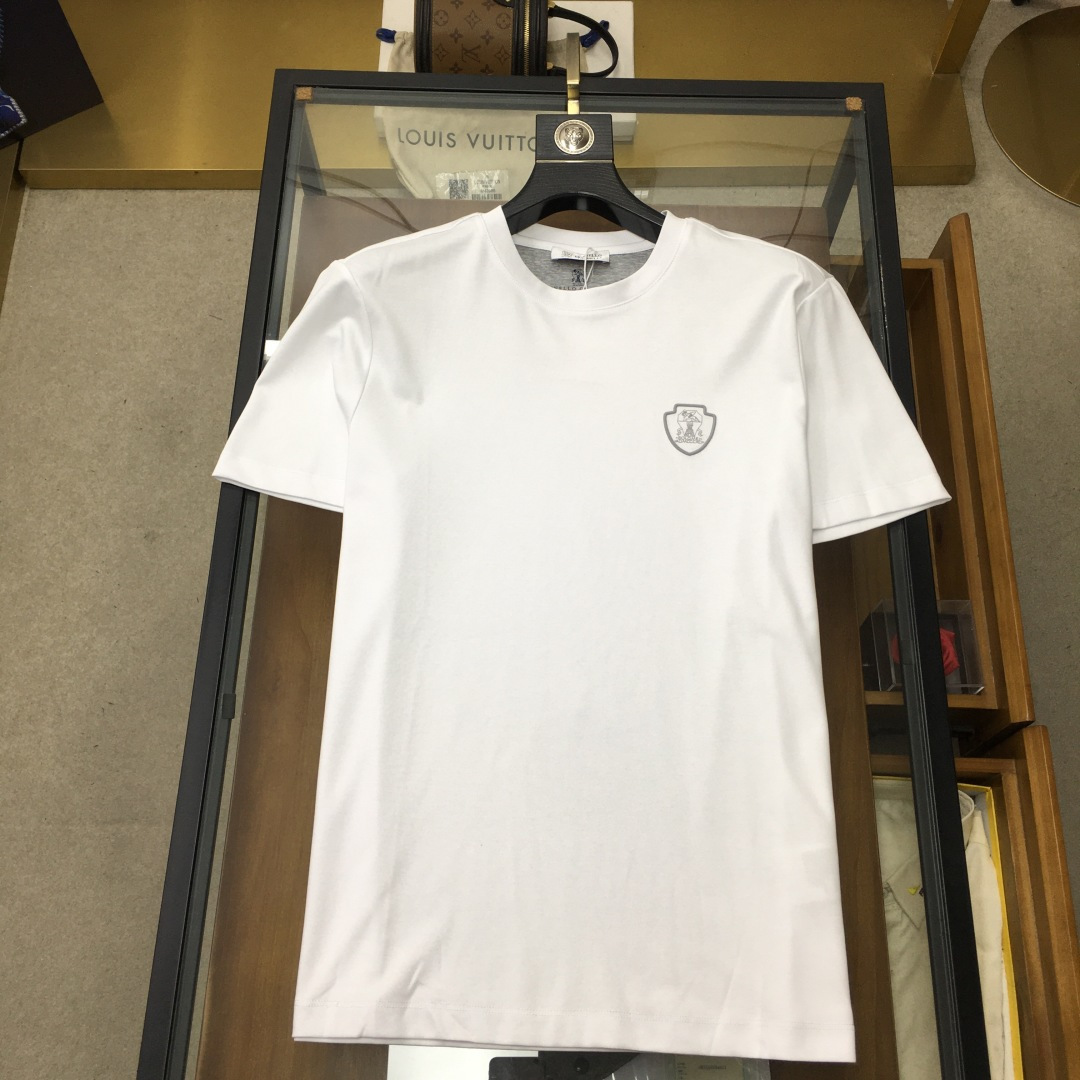 short sleeves