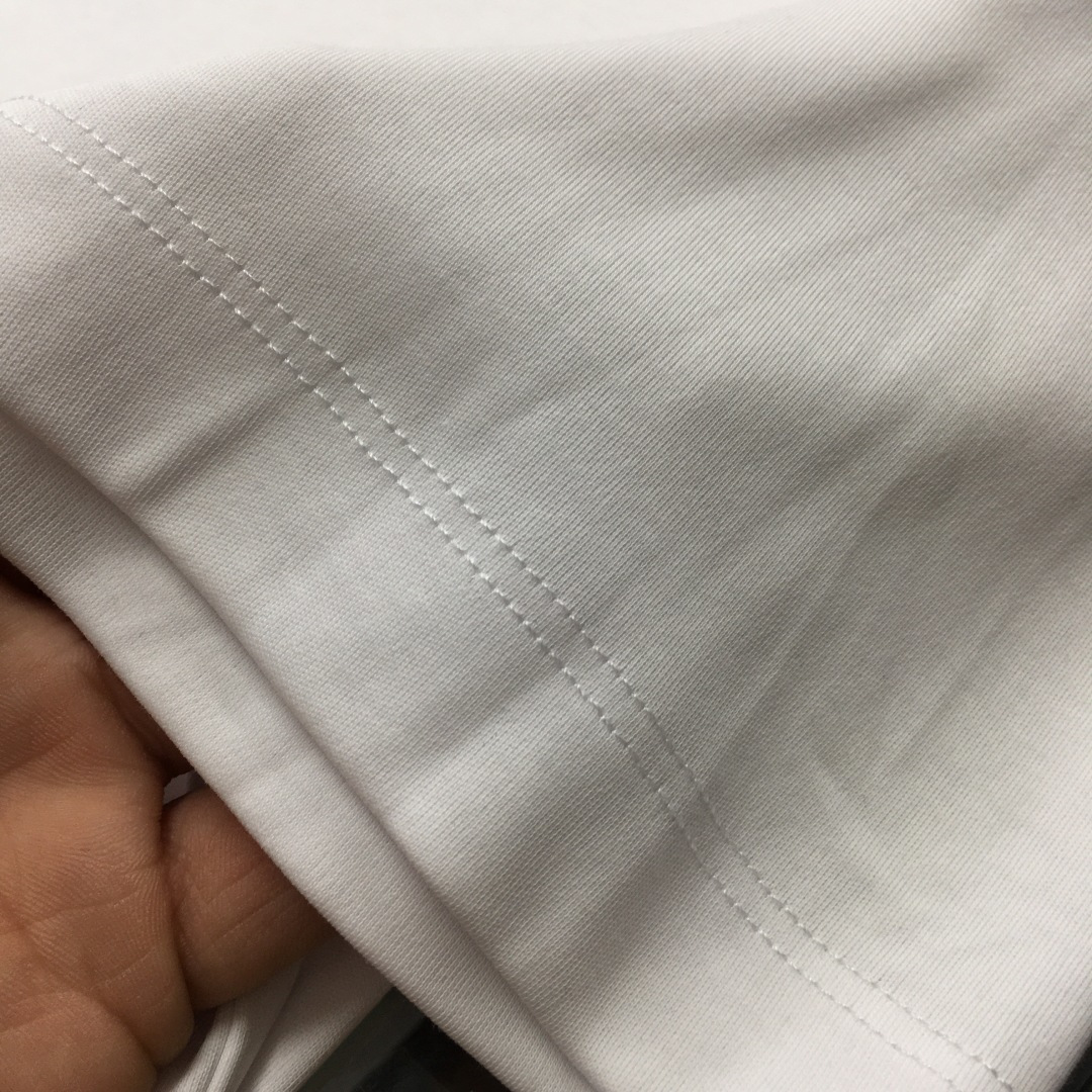 short sleeves