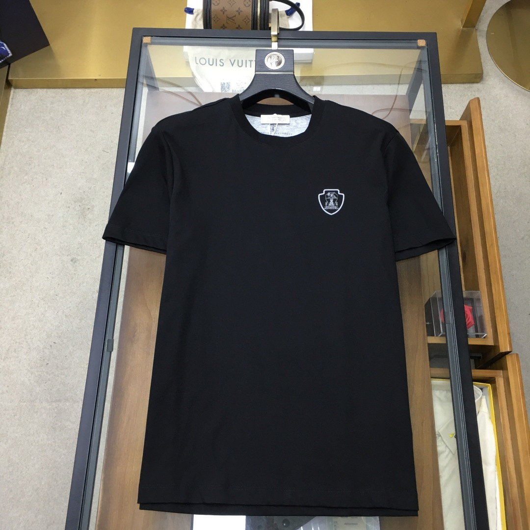 short sleeves