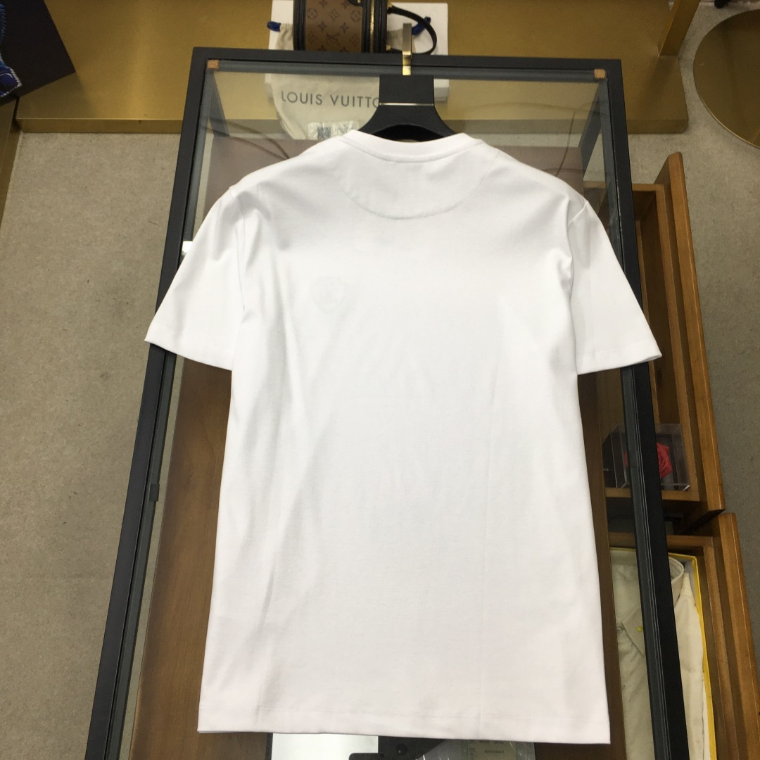short sleeves