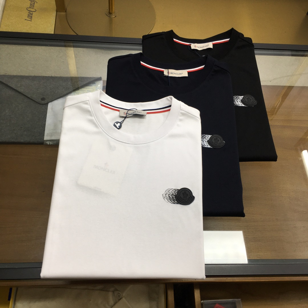 short sleeves