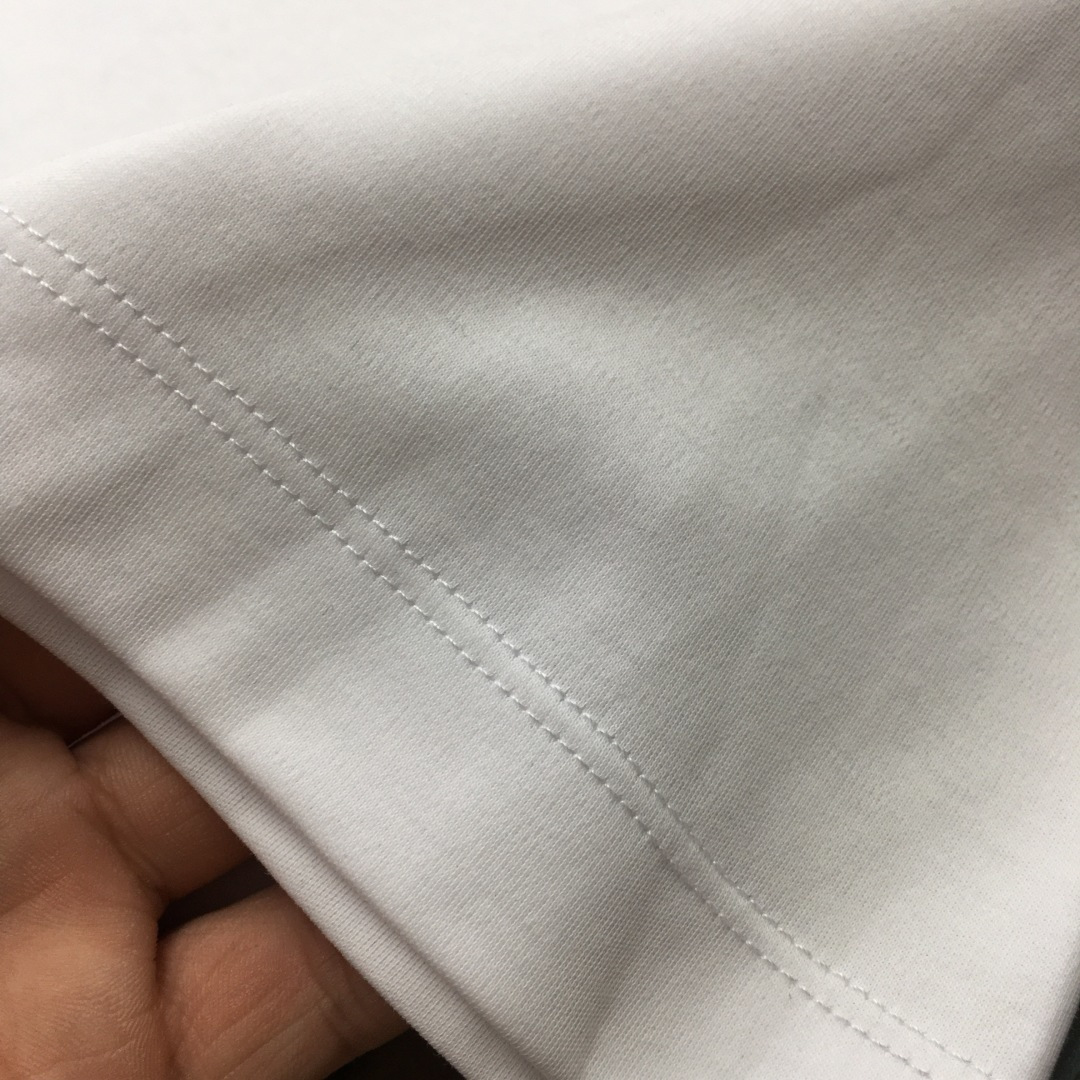 short sleeves