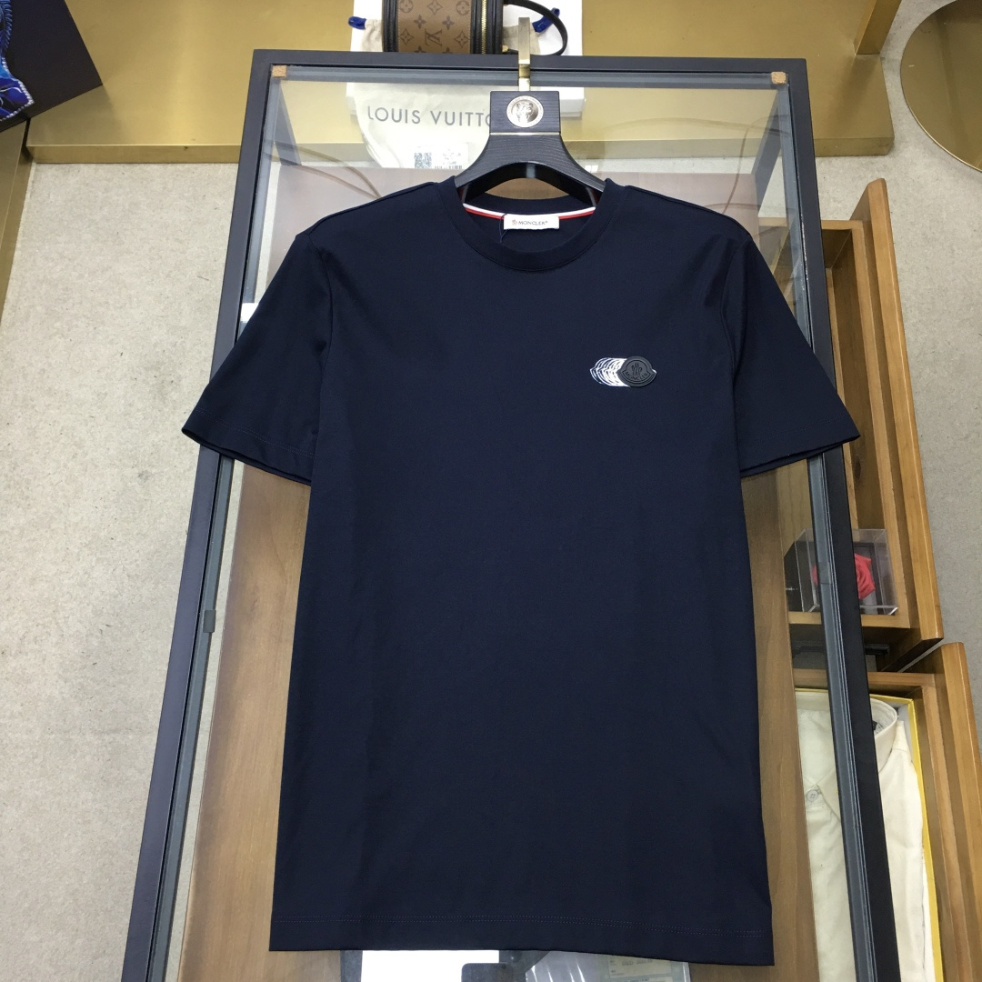 short sleeves