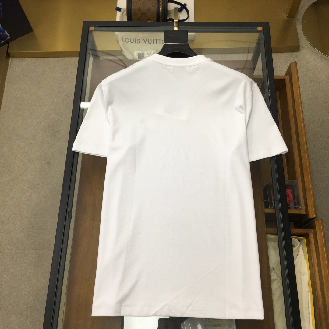 short sleeves