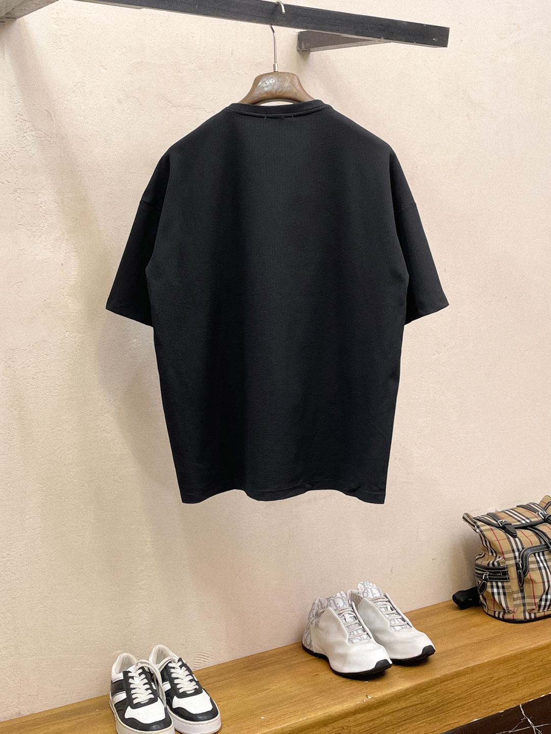 short sleeves