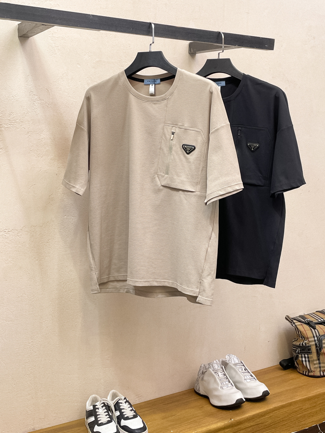 short sleeves