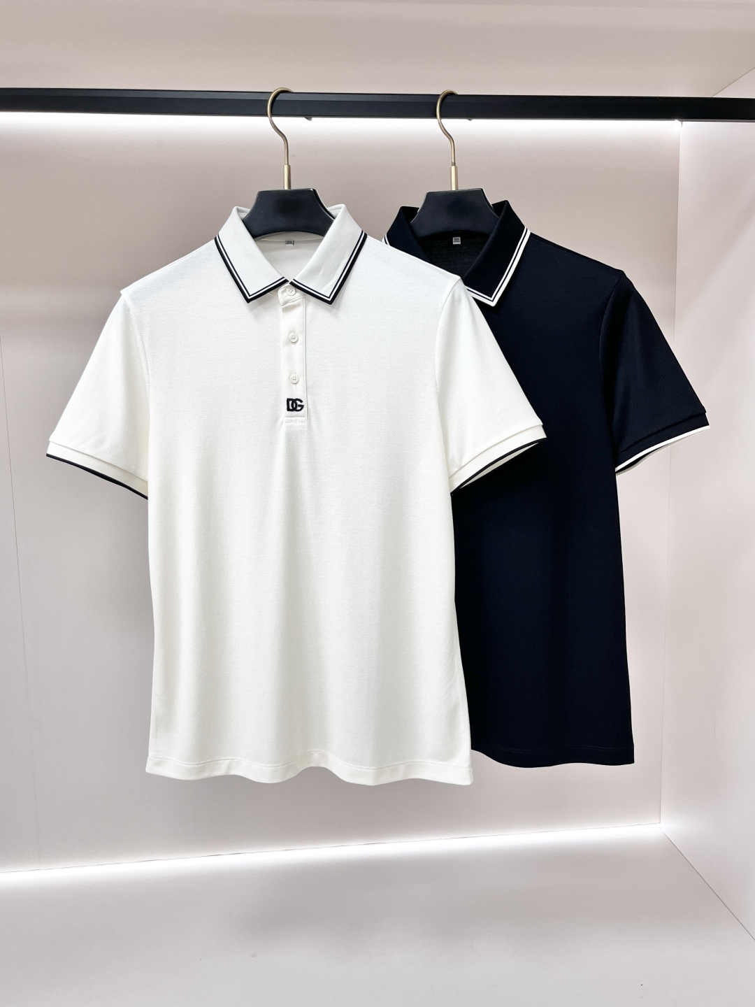 short sleeves