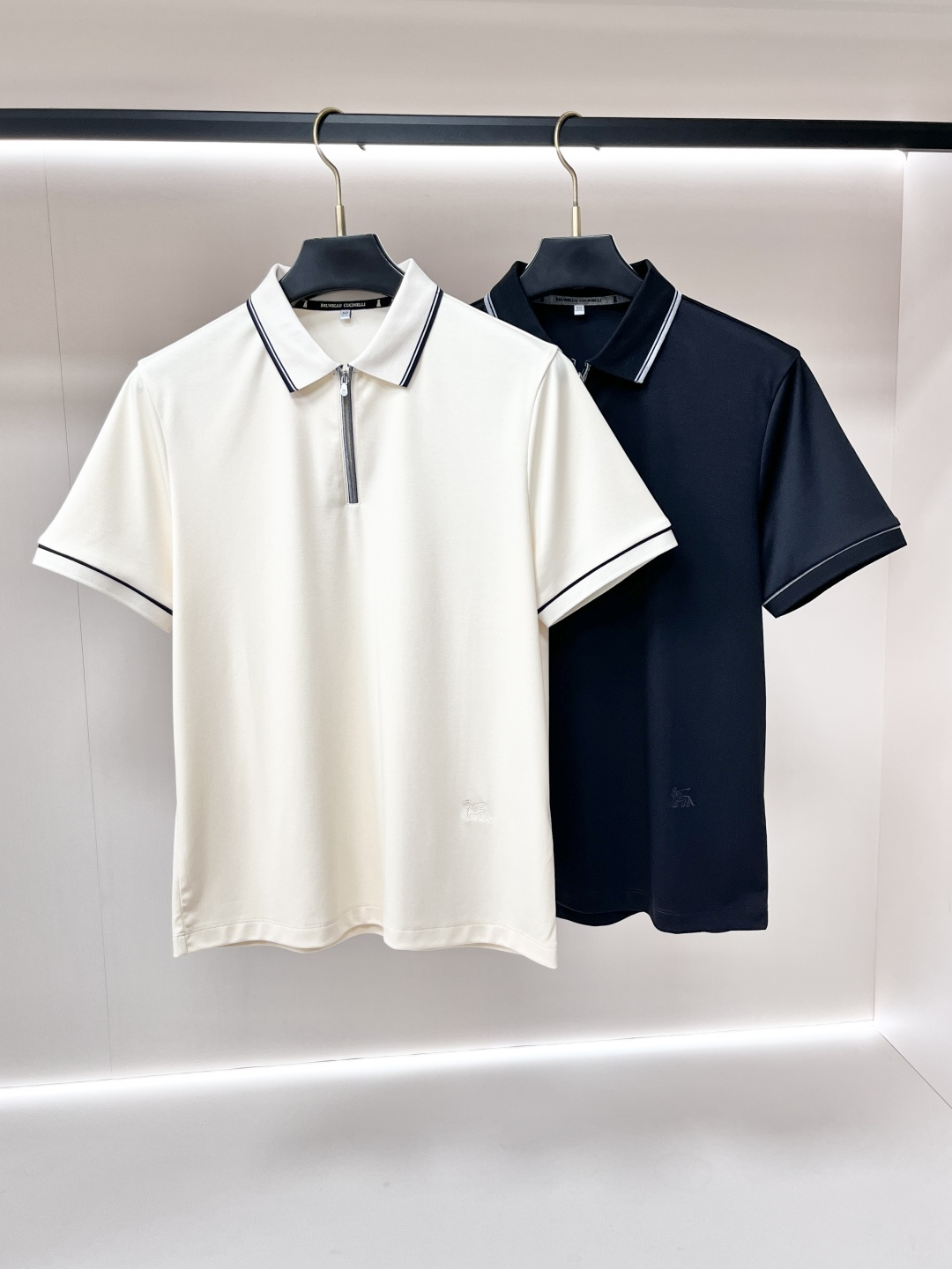 short sleeves