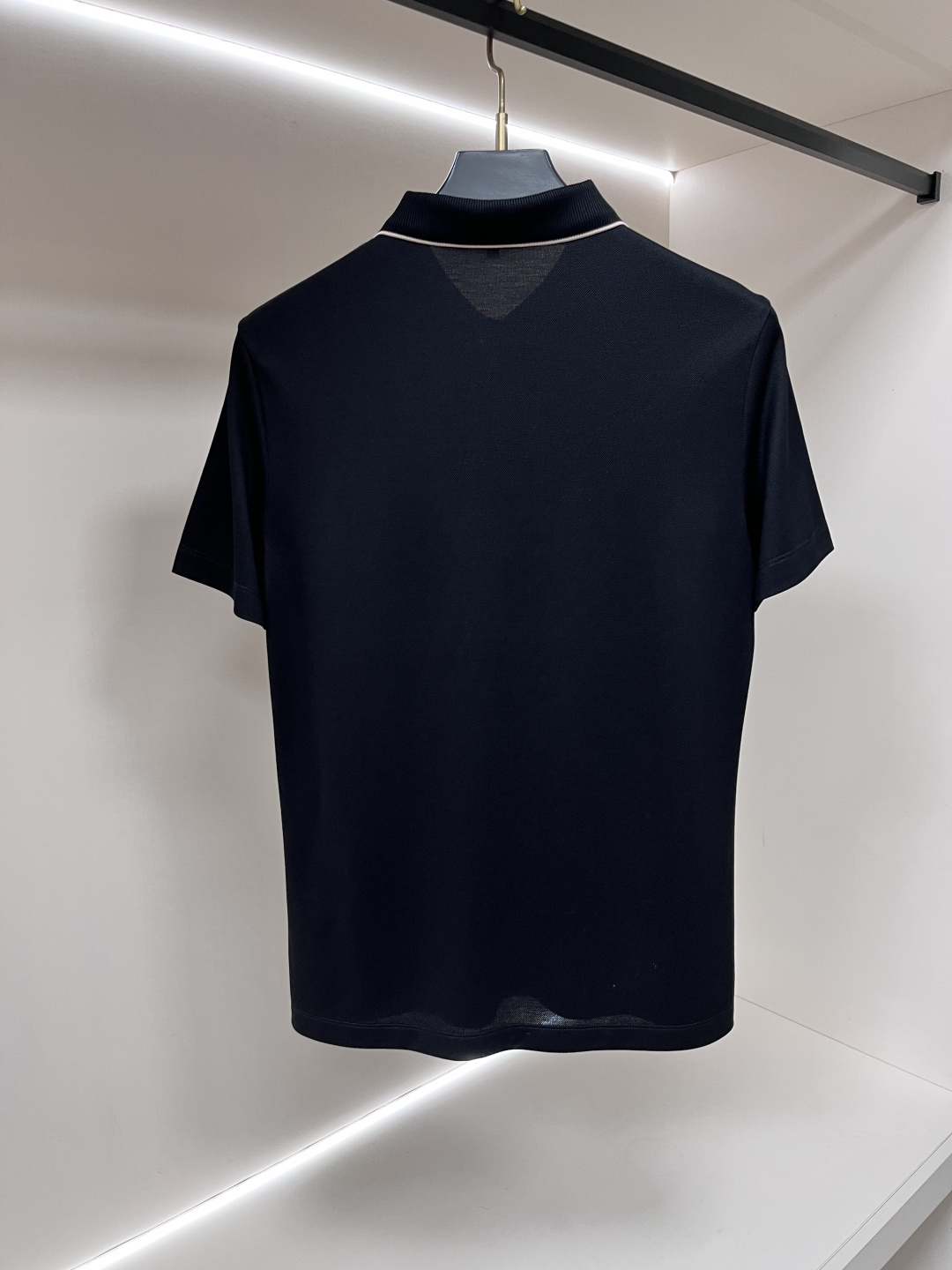 short sleeves
