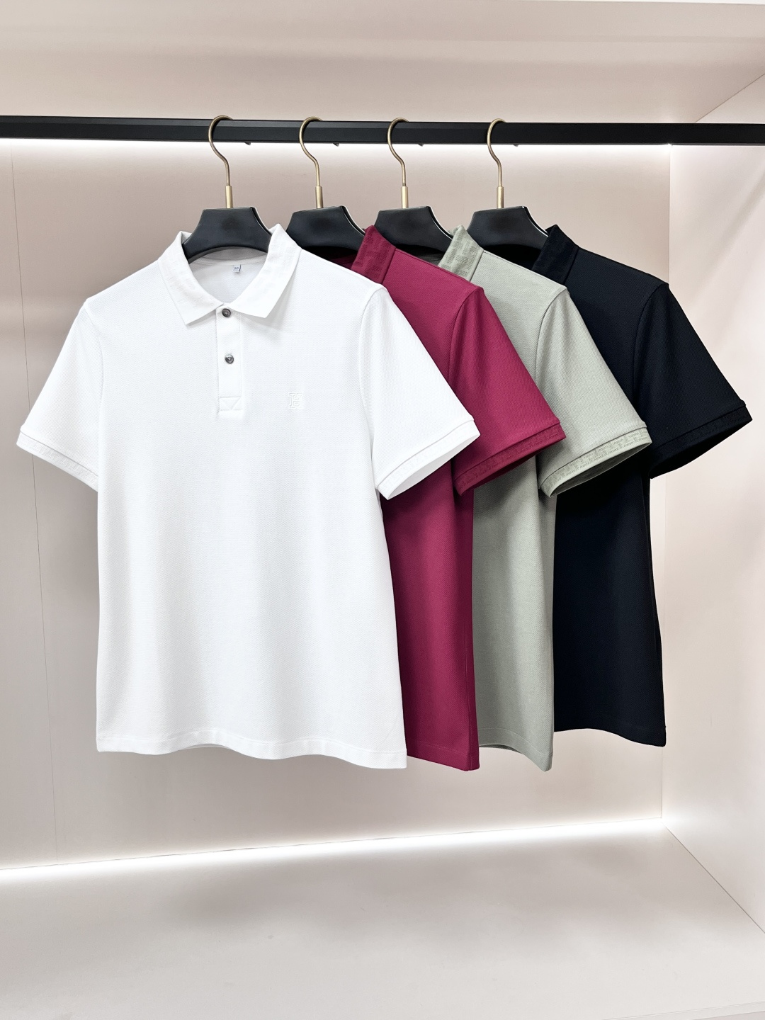short sleeves