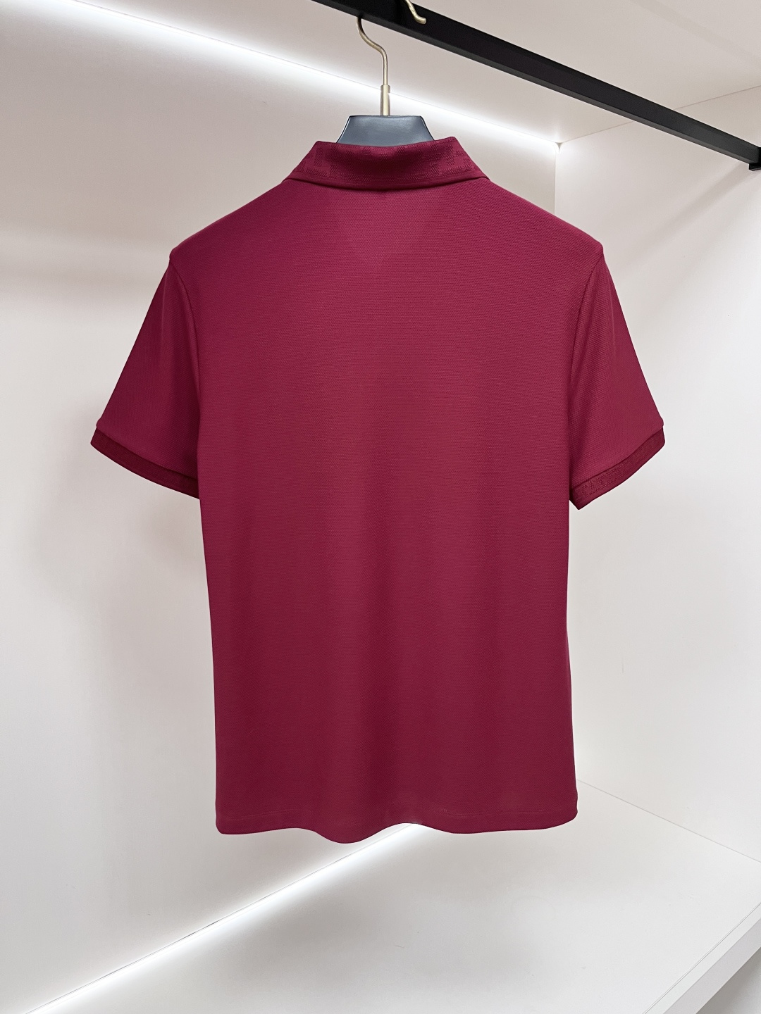 short sleeves