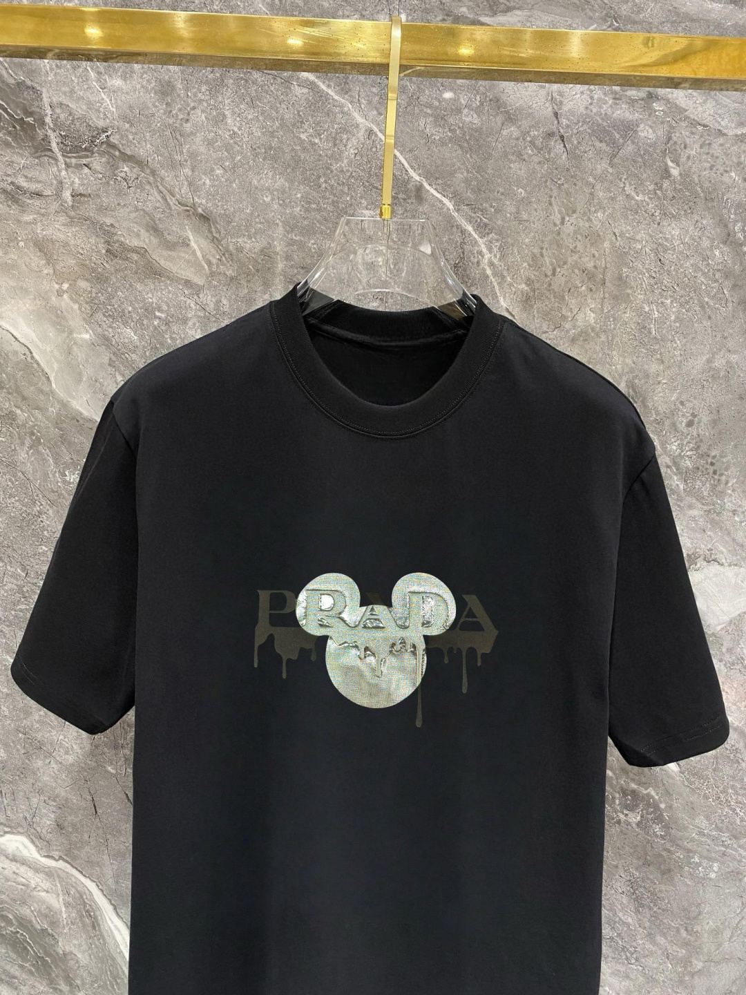 short sleeves