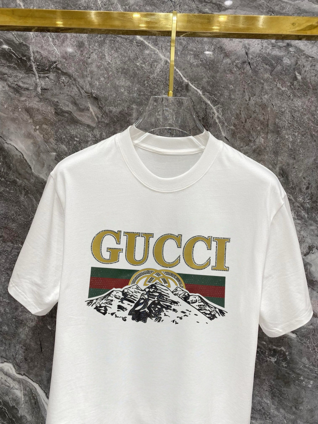 short sleeves