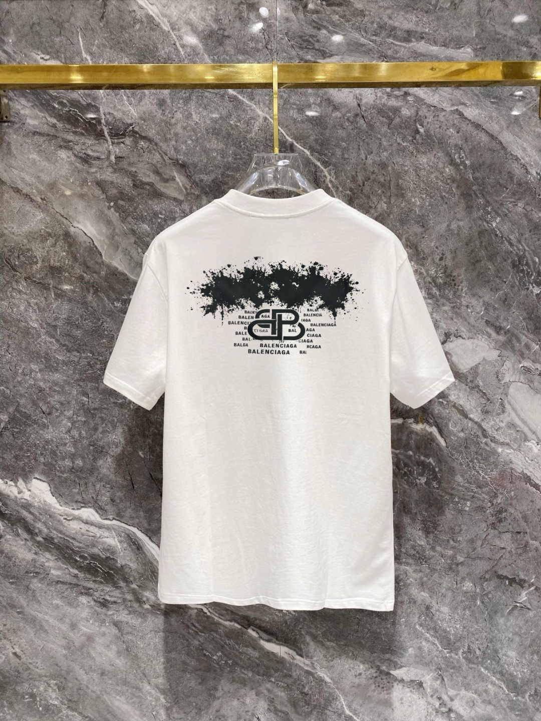 short sleeves