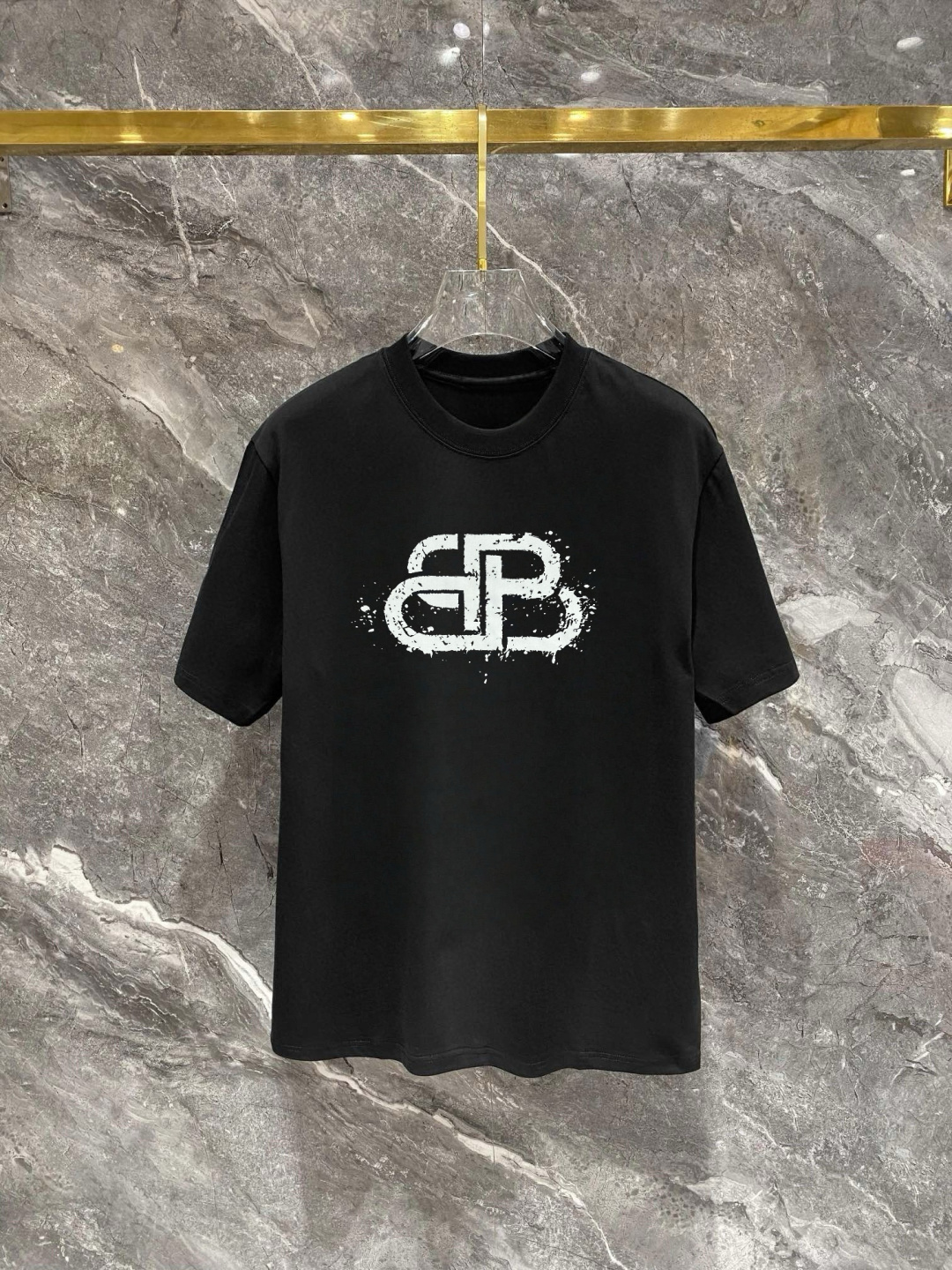 short sleeves