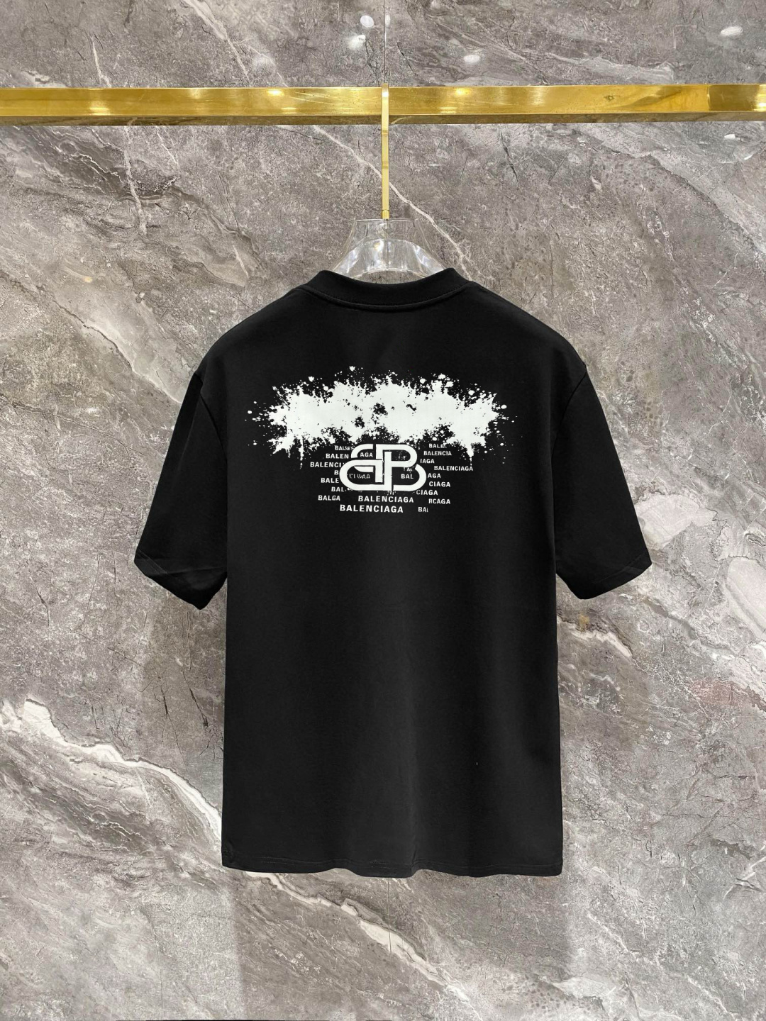 short sleeves